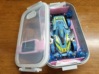 ケースにミニ四駆を入れてみる